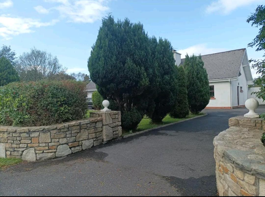 The Croft Apartment Westport Exterior foto